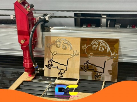 รับตัดอะคริลิคตามแบบ